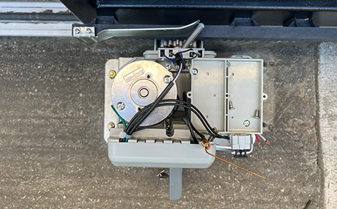 TMT 800LS Sliding gate motor installation
