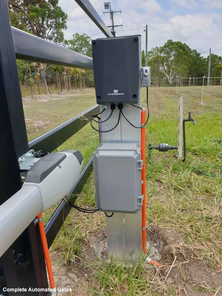 solar powered farm gate