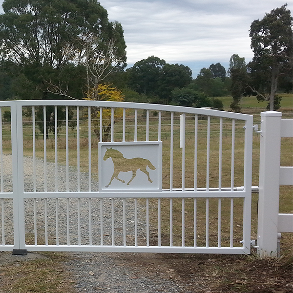 swing driveway gates